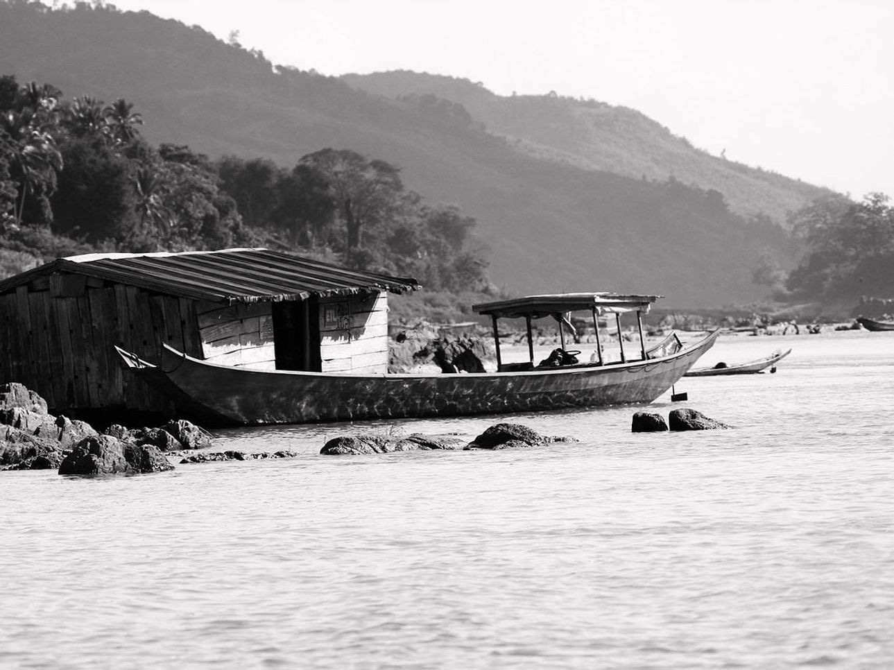 Pescador na água